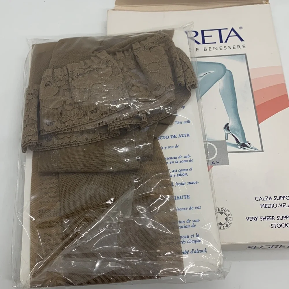 Segreta NIB Very Sheer Support Stockings 3 21 Noisette Thigh High Made in Italy